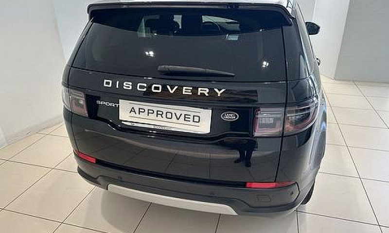 Land Rover Discovery...