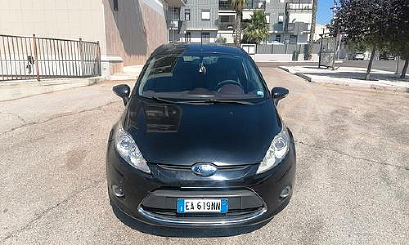 Ford Fiesta 1.4 5 Po...