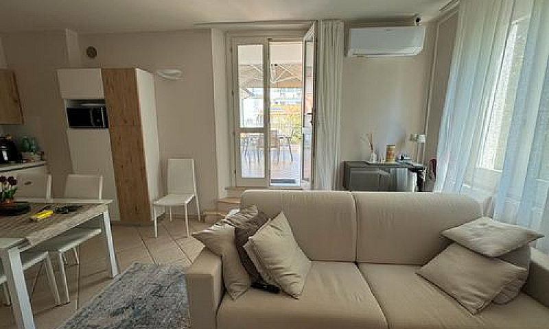 Trilocale Viale Colo...