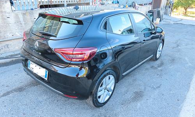 Renault Clio 1.5 Dci...