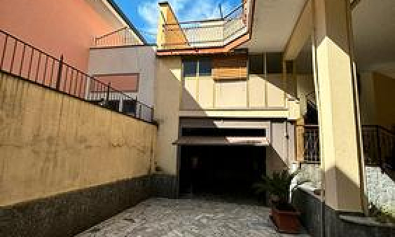 Edificio Indipendent...