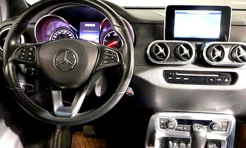 Mercedes X350 D V6 4...