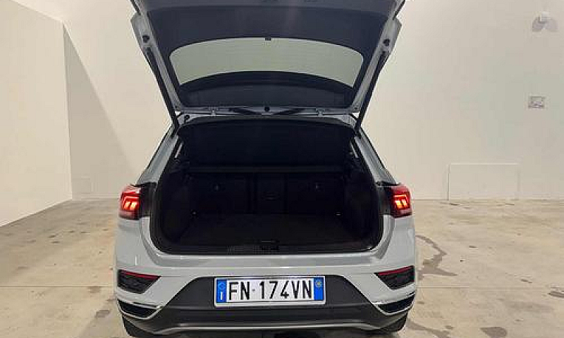 Volkswagen T-Roc 2.0...