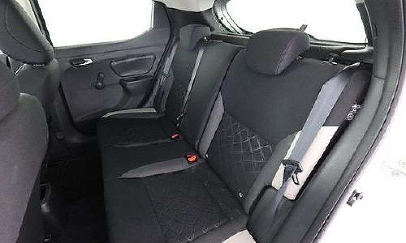 Nissan Micra Micra A...