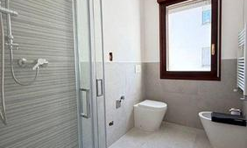 Appartamento Di 93 M...