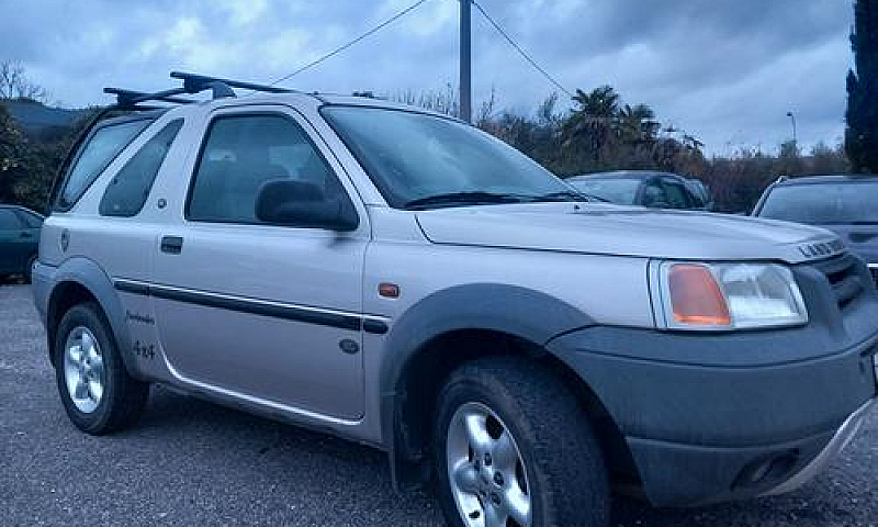 Land Rover Freelande...