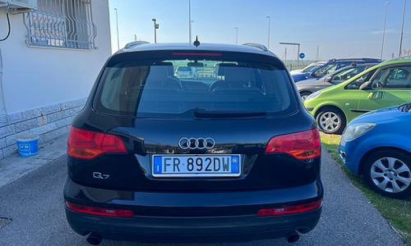 Audi Q7 3.0 V6 Tdi 2...