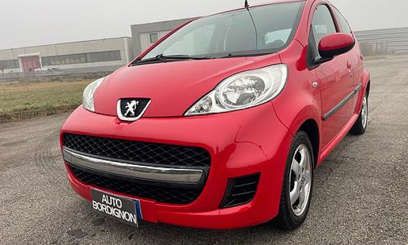 Peugeot 107 1.0 68Cv...