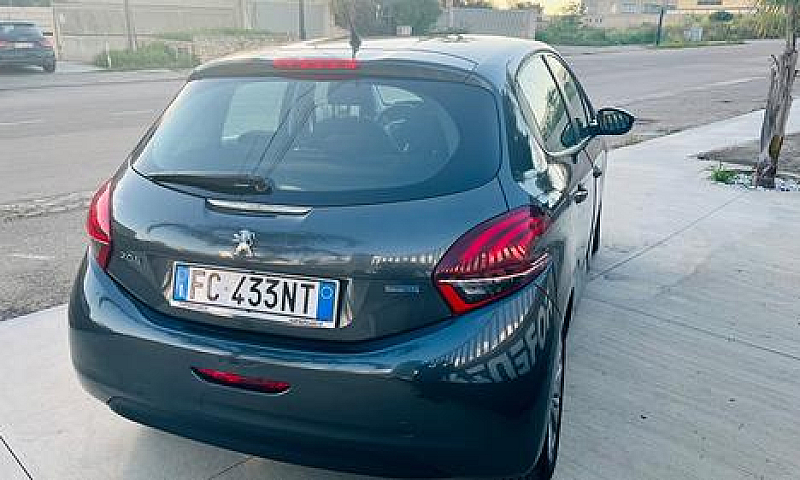 Peugeot 208 Bluehdi ...