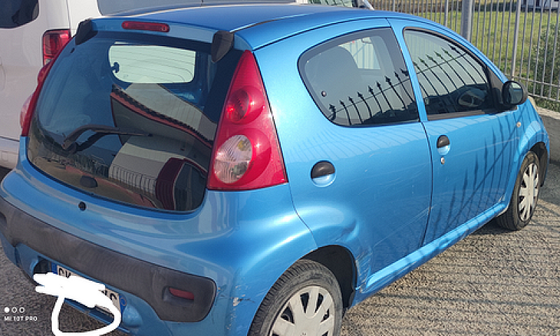 Peugeot 107...