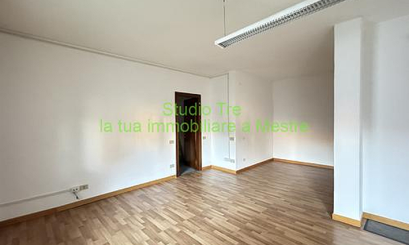 Monolocale A Venezia...