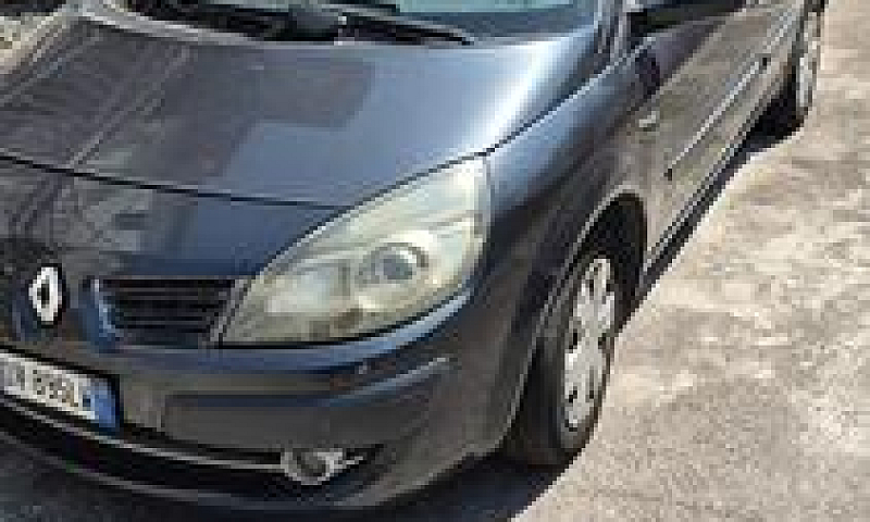 Renault Scenic...