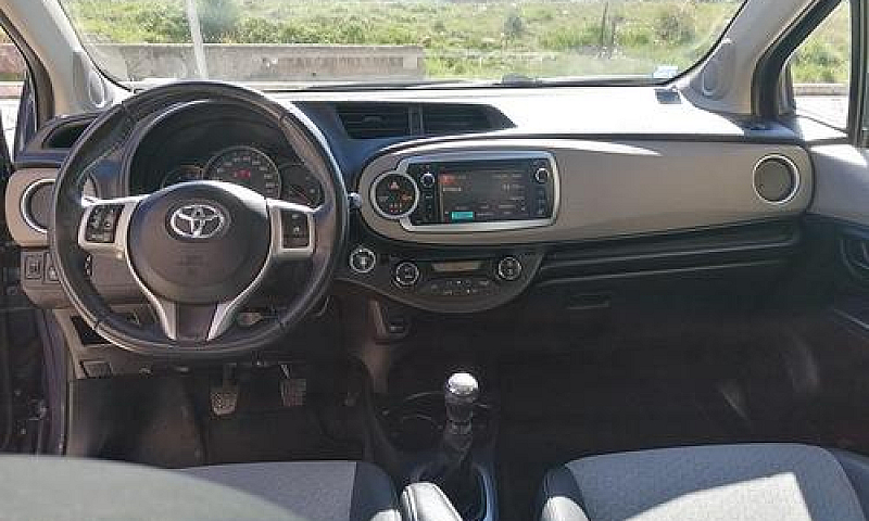 Toyota Yaris 1.4 D-4...