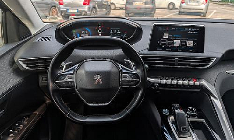 Peugeot 3008 1.5 Blu...