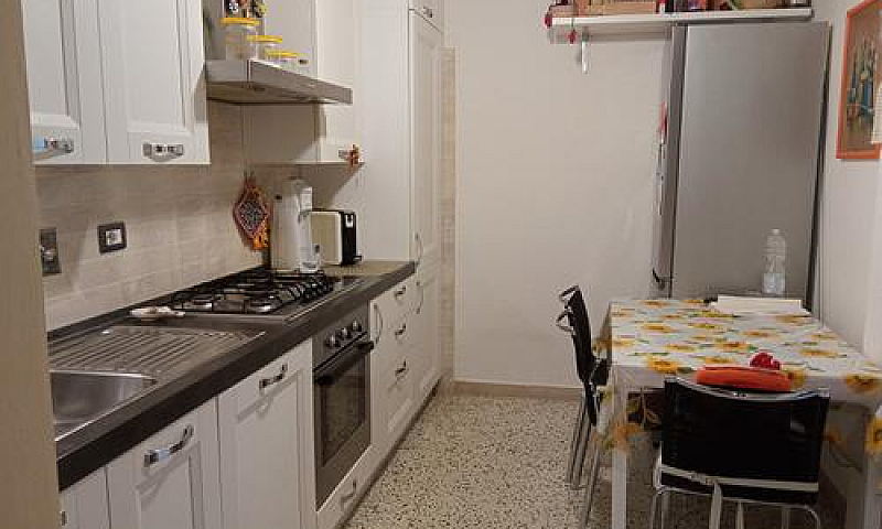 Appartamento In Vend...
