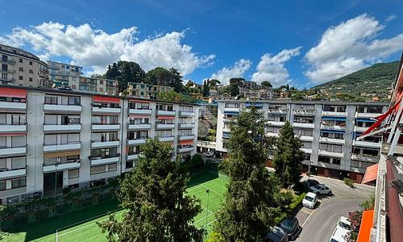 2 Locali A Rapallo...