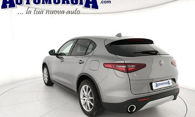 Alfa Romeo Stelvio 2...