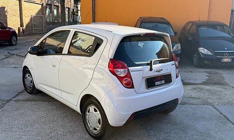 Chevrolet Spark 1.0 ...