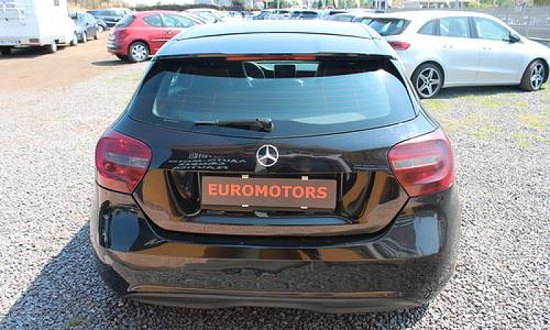 Mercedes-Benz A Tua ...