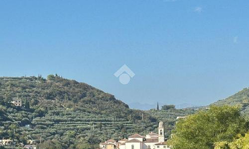 3 Locali A Verona...