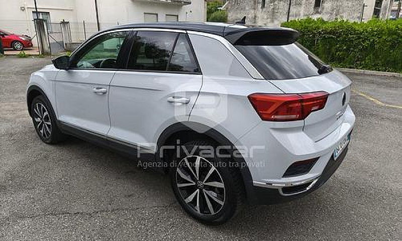 Volkswagen T-Roc 1.6...