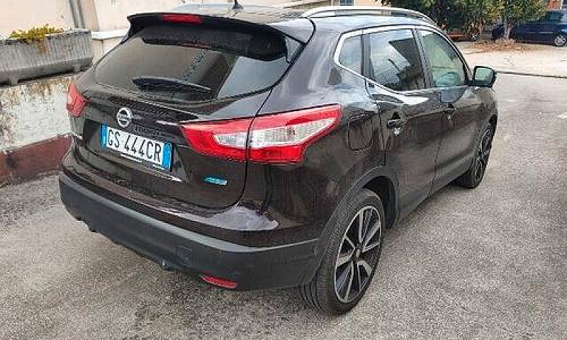 Nissan Qashqai 1.5 D...