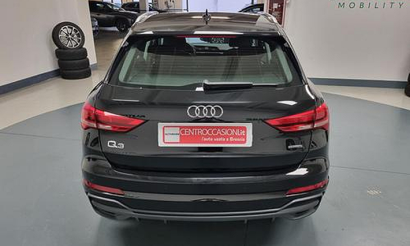 Audi Q3 40 2.0 Tdi S...