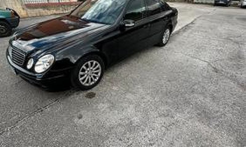 Mercedes-Benz E 220 ...
