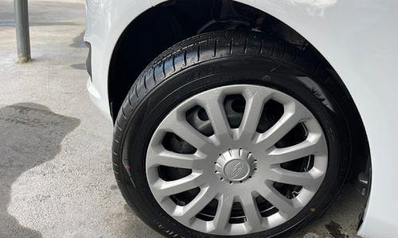 Ford Fiesta 1.0 80Cv...