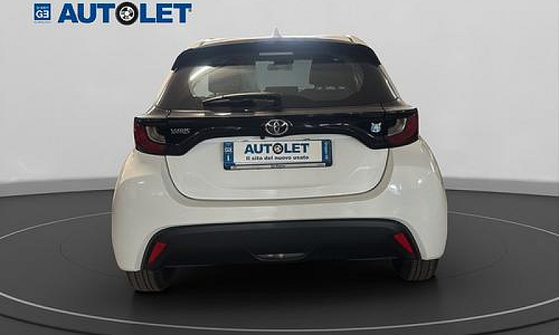 Toyota Yaris 1.0 5 P...