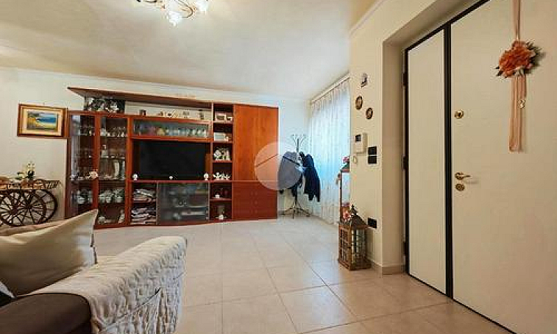 6 Locali A Manfredon...