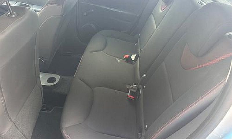 Renault Clio 1.5 Dci...