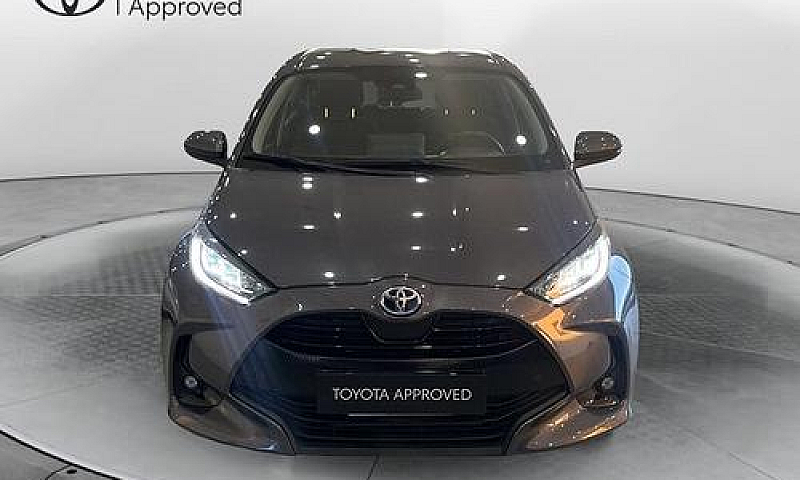 Toyota Yaris 1.5 Hyb...