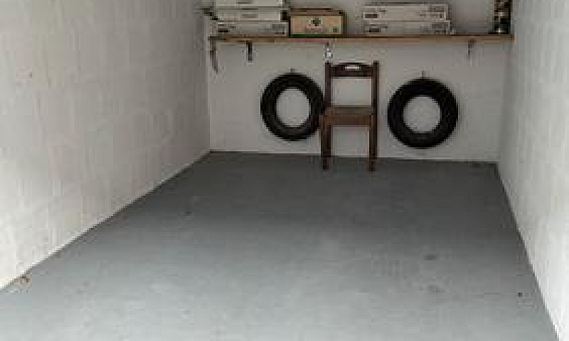 Trilocale Con Garage...
