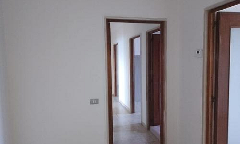Borgo Antico Via Rom...