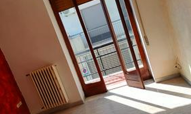Appartamento Via Tar...