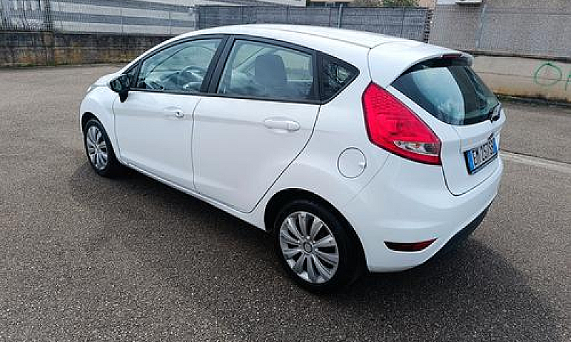 Ford Fiesta 1.2 Benz...