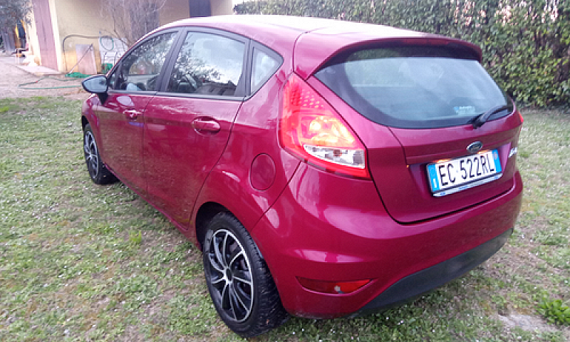 Ford Fiesta 1.4 Benz...