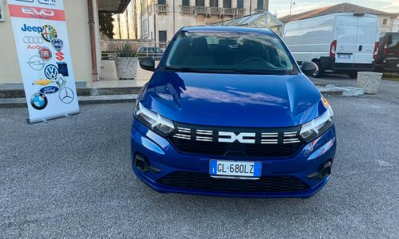 Dacia Sandero Street...