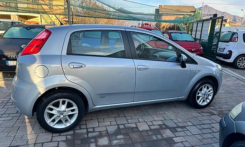 Fiat Grande Punto 1....