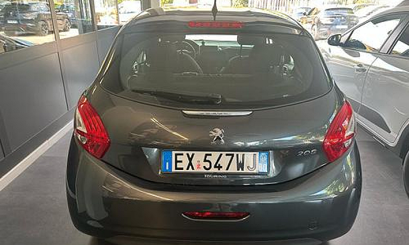 Peugeot 208 1.4 Vti ...