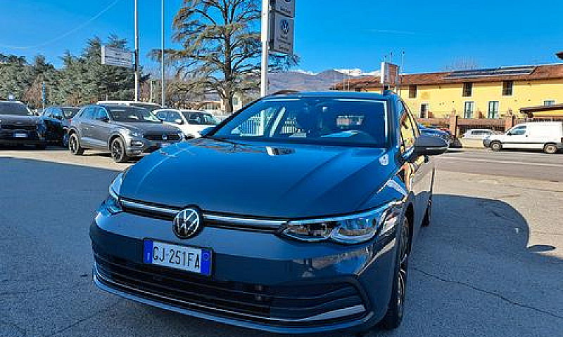 Volkswagen Golf Vari...