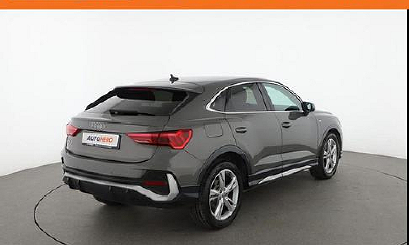 Audi Q3 Ax02215...