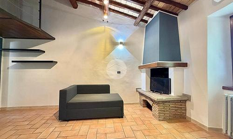 3 Locali A Viterbo...