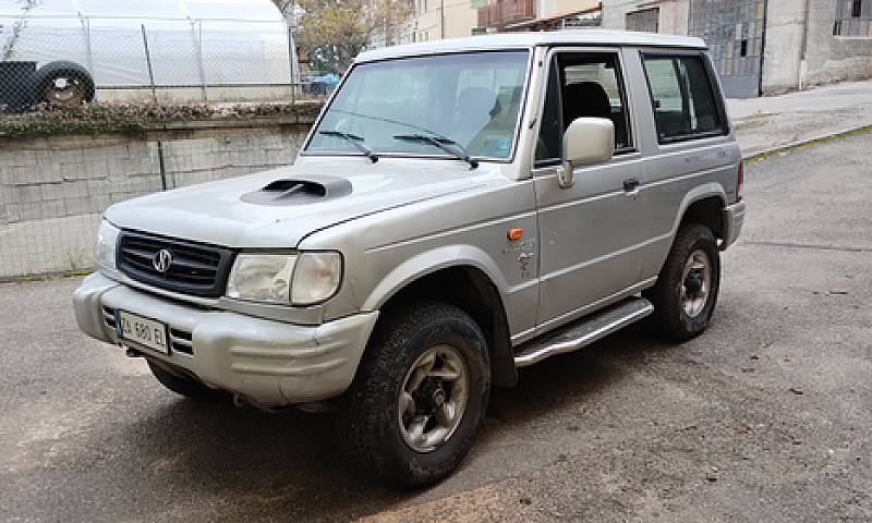 Fuoristrada Hyundai ...