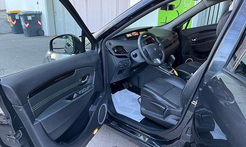 Renault Scenic X-Mod...