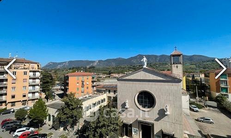 Ristrutturato Centra...
