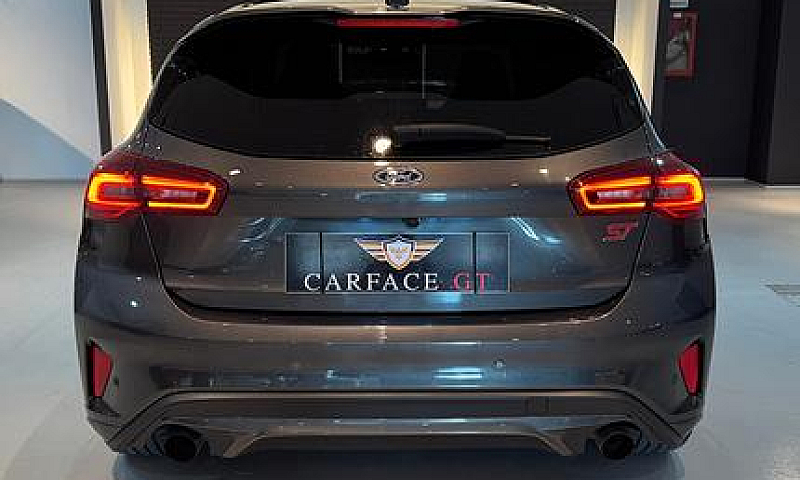 Ford Focus 2.3 280 C...