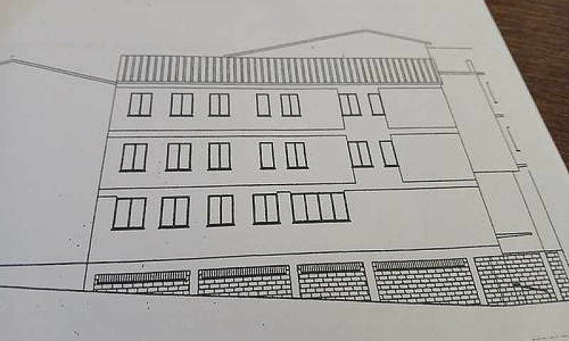 Albergo...
