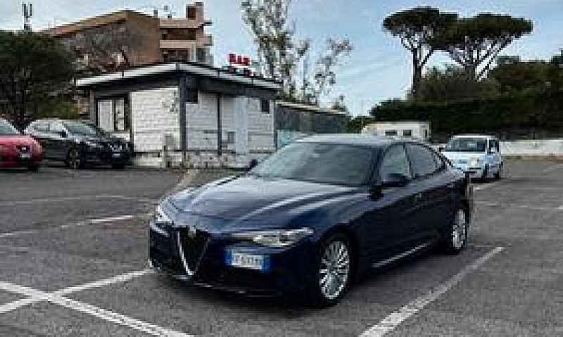Alfa Romeo Giulia 2....
